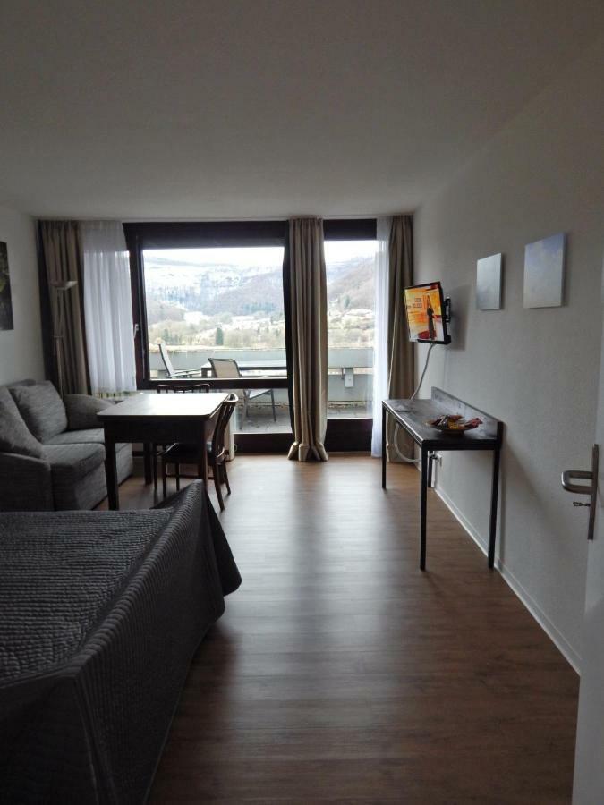 Free Apartment - Schoenblick Bad Urach Esterno foto