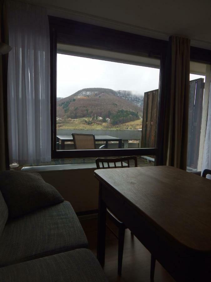 Free Apartment - Schoenblick Bad Urach Esterno foto